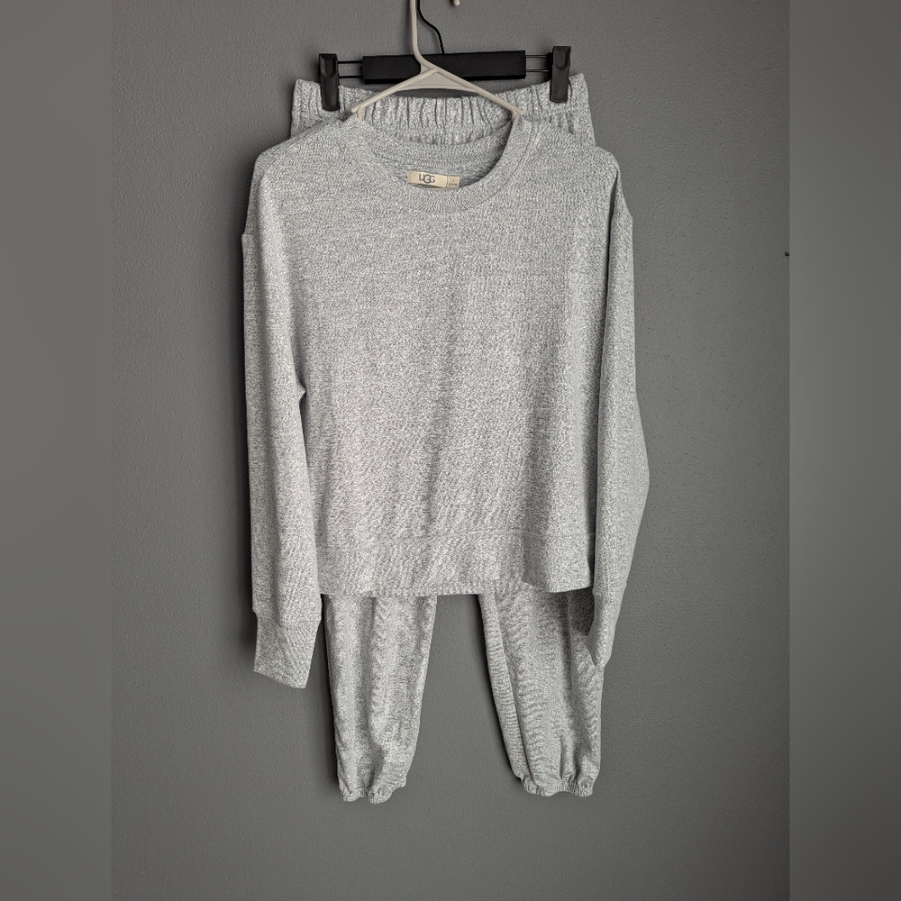 Ugg women's gray sweatset women's size small gray Pajama Set.